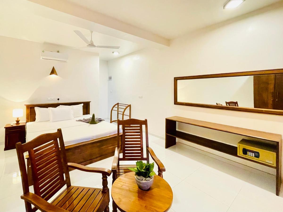 Arrow Beach Resort Boossa Екстер'єр фото