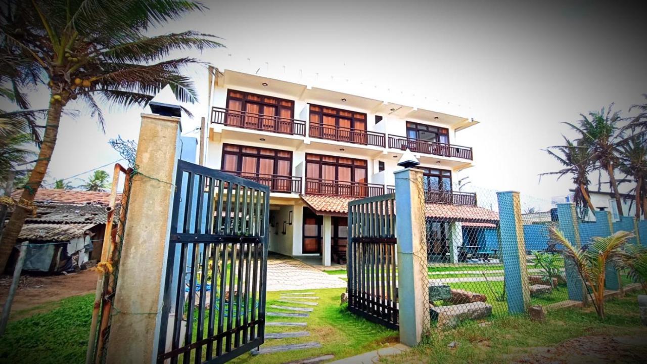 Arrow Beach Resort Boossa Екстер'єр фото